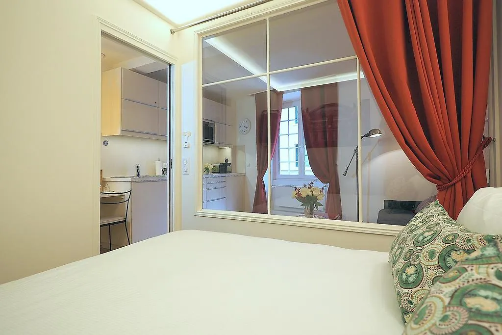 Louvre Opera Classic Chicsuites * باريس