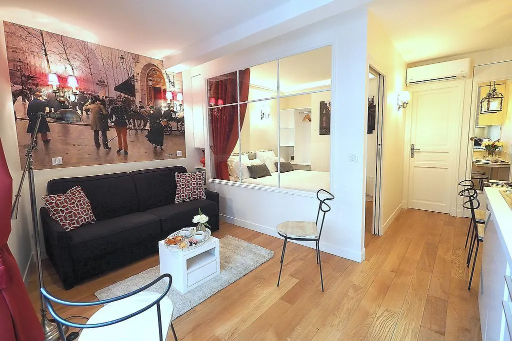 Апартаменты Louvre Opera Classic Chicsuites Париж